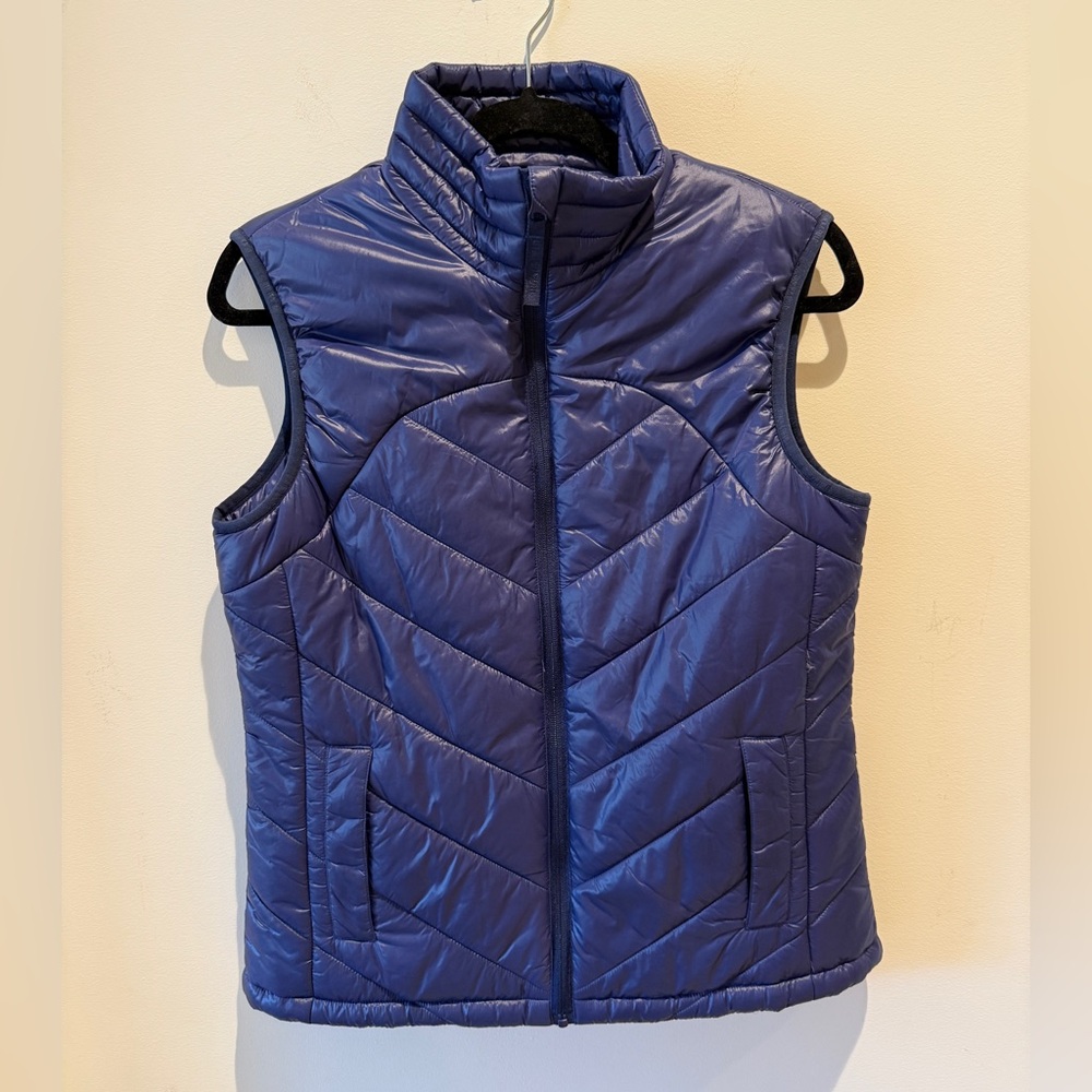 Track & Field Quilted Puffer Vest size Medium